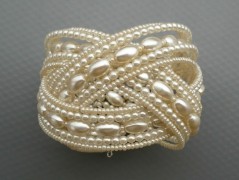 Rudý oválný přívěsek nerez řetízek