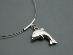 Rudý oválný přívěsek nerez řetízek