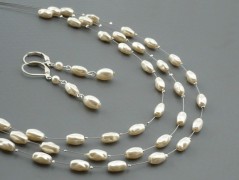 Rudý oválný přívěsek nerez řetízek