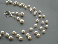 Rudý oválný přívěsek nerez řetízek