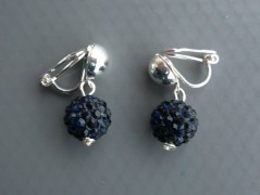 Rudý oválný přívěsek nerez řetízek