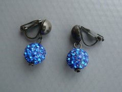 Rudý oválný přívěsek nerez řetízek