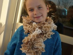 Rudý oválný přívěsek nerez řetízek