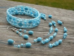 Rudý oválný přívěsek nerez řetízek