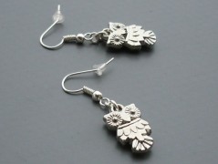 Rudý oválný přívěsek nerez řetízek