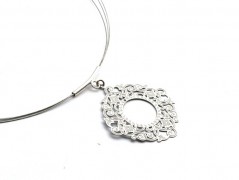 Rudý oválný přívěsek nerez řetízek