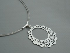 Rudý oválný přívěsek nerez řetízek