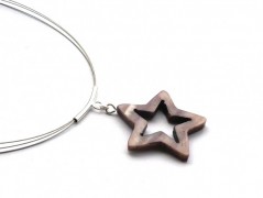 Rudý oválný přívěsek nerez řetízek