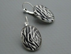 Rudý oválný přívěsek nerez řetízek