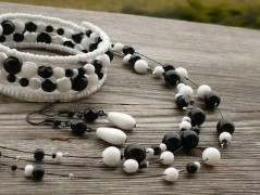 Rudý oválný přívěsek nerez řetízek