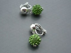 Rudý oválný přívěsek nerez řetízek