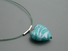 Rudý oválný přívěsek nerez řetízek