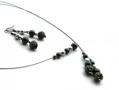 Rudý oválný přívěsek nerez řetízek