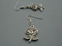 Rudý oválný přívěsek nerez řetízek