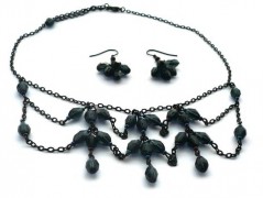 Rudý oválný přívěsek nerez řetízek