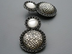 Rudý oválný přívěsek nerez řetízek