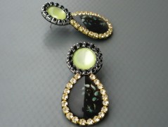 Rudý oválný přívěsek nerez řetízek