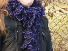 Rudý oválný přívěsek nerez řetízek