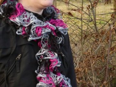 Rudý oválný přívěsek nerez řetízek