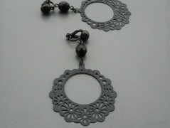 Rudý oválný přívěsek nerez řetízek