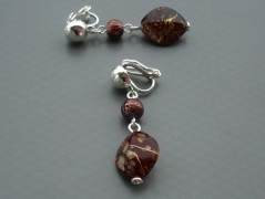 Rudý oválný přívěsek nerez řetízek