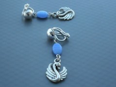 Rudý oválný přívěsek nerez řetízek