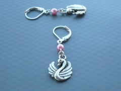 Rudý oválný přívěsek nerez řetízek