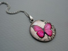 Rudý oválný přívěsek nerez řetízek