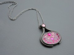 Rudý oválný přívěsek nerez řetízek