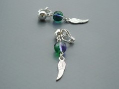 Rudý oválný přívěsek nerez řetízek