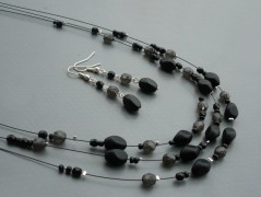 Rudý oválný přívěsek nerez řetízek