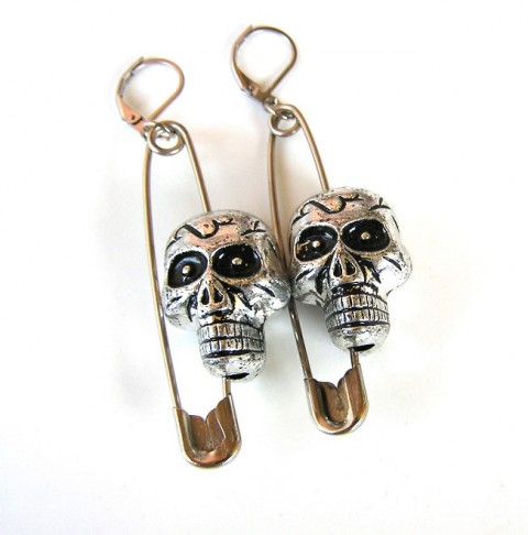 Pro rebelky náušnice crazy lebka punk ocelová helloween spínací špendlík rebel 