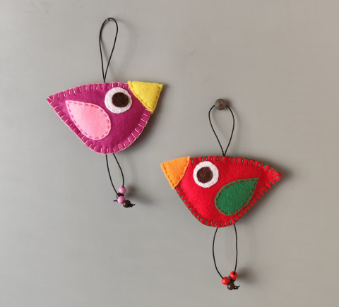 Barevní ptáčci z filcu VII. dekorace pták ptáček jarní jaro ptáčci filc pověsit plsť zavěsit velikooce 