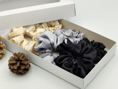 Scrunchie gumičky S na kartě - X.