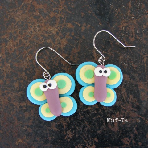 Náušnice Motýlci, chirurgická ocel náušnice barevné motýl veselé hravé jaro motýlek pestré léto crazy náušničky mladistvé bláznivé 