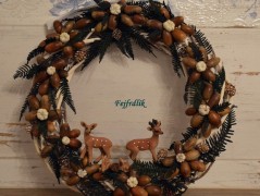 podzimní věneček s jelínkem..
