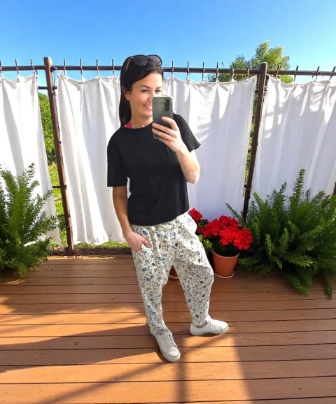 Dámské viskozové kalhoty kytičky 