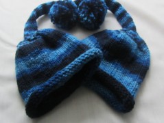 Černý saténový kvítek