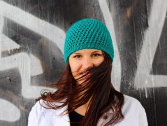 Černý saténový kvítek