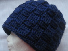 Černý saténový kvítek