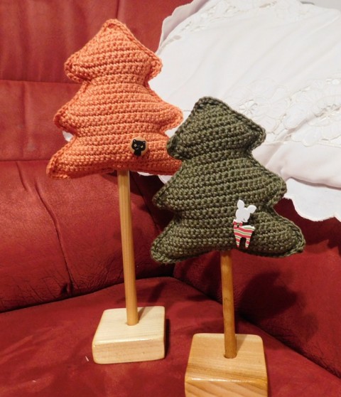 stromek - oranžový s černou kočkou 