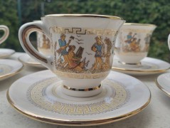 Háčkovaná dečka na stůl