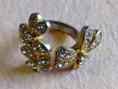 Háčkovaná dečka na stůl