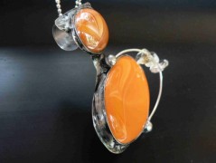 Náhrdelník, Orange