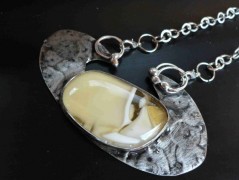 Náhrdelník, Orange