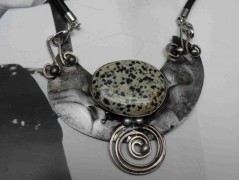 Náhrdelník, Orange