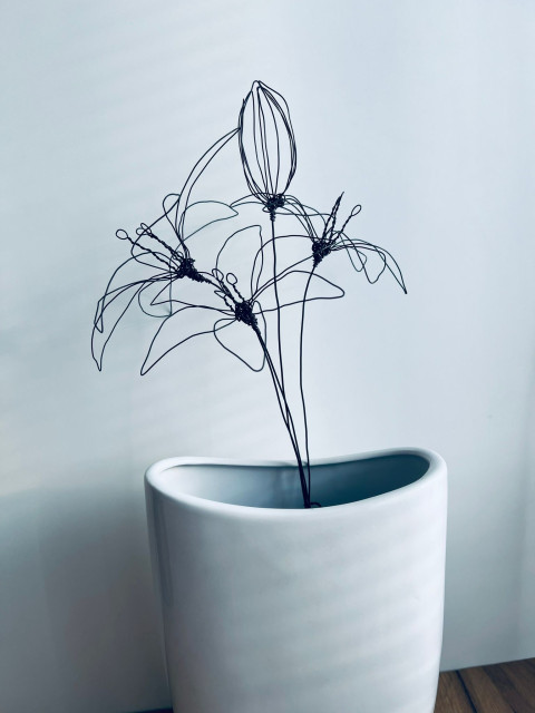 Drátkovaná Lilie - 3ks a poupě 