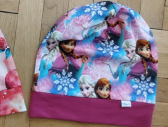 Jarní čepička s jednorožci