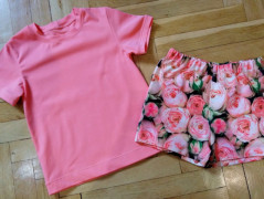 Jarní čepička s jednorožci