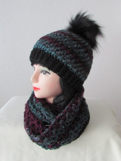 Čepice + nákrčník kulich čepice černá souprava dámský tyrkysová háčkované akryl dívka vínová nákrčník bambule handmade set na krk tunel pro ženy teenager teens 